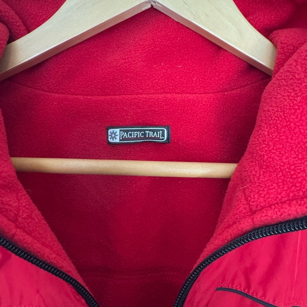 Pacific Trail Red Jacket Reverseable - Picture 2 of 8